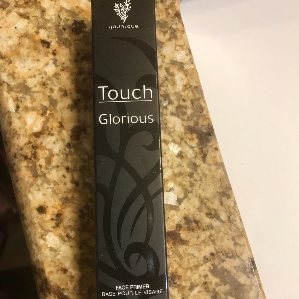 Younique Face Primer